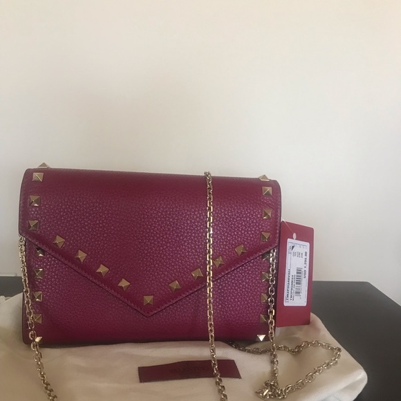 VALENTINO GARAVANI Rockstud Wallet On A Chain - Picture 2 of 14